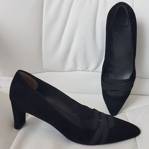 Stuart Weitzman Black Suede Leather Pumps